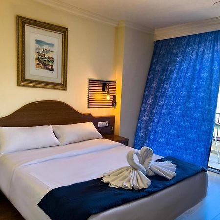 Hotel Portofino By Insidehome Empuriabrava Ngoại thất bức ảnh