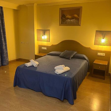 Hotel Portofino By Insidehome Empuriabrava Ngoại thất bức ảnh