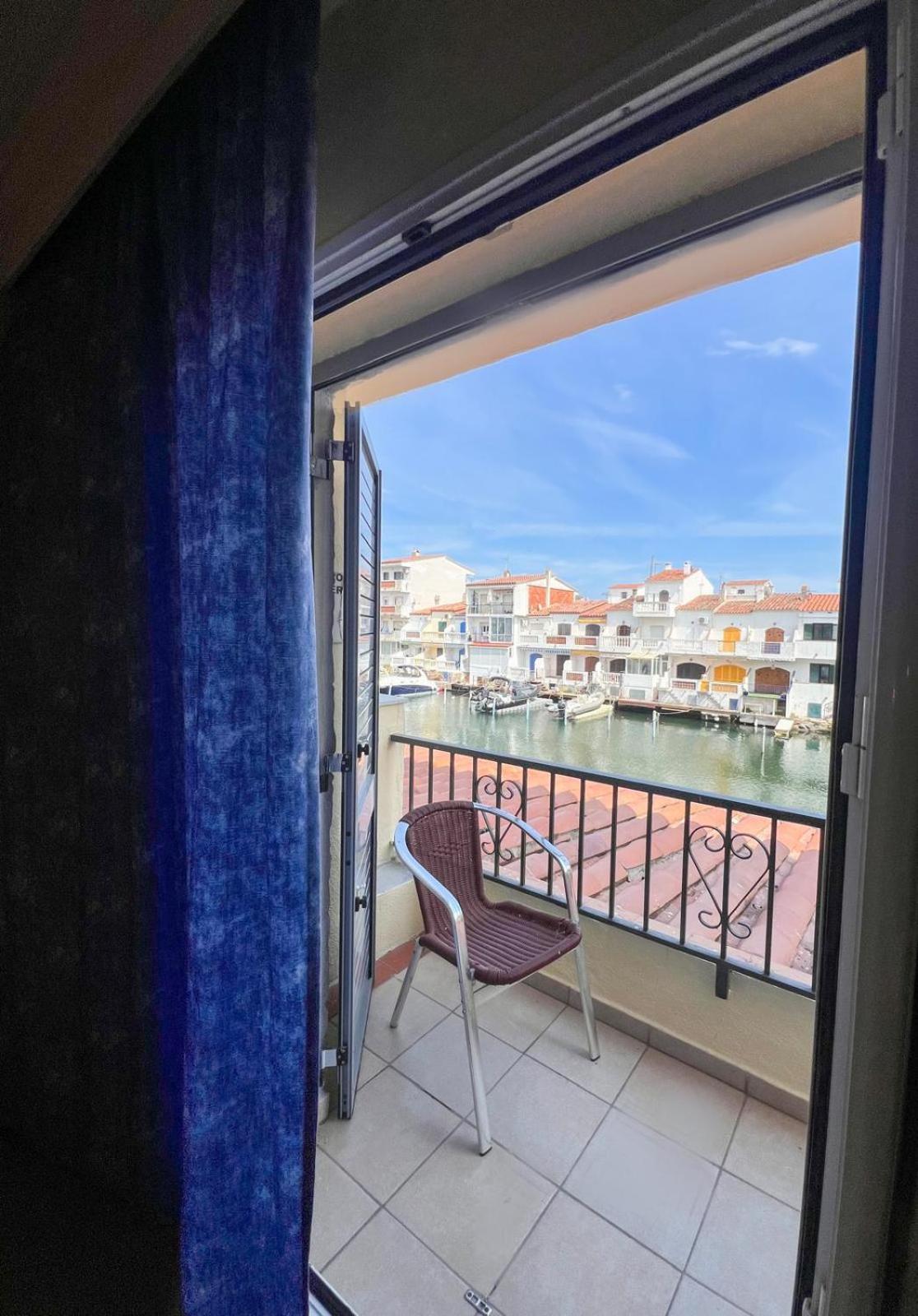 Hotel Portofino By Insidehome Empuriabrava Ngoại thất bức ảnh
