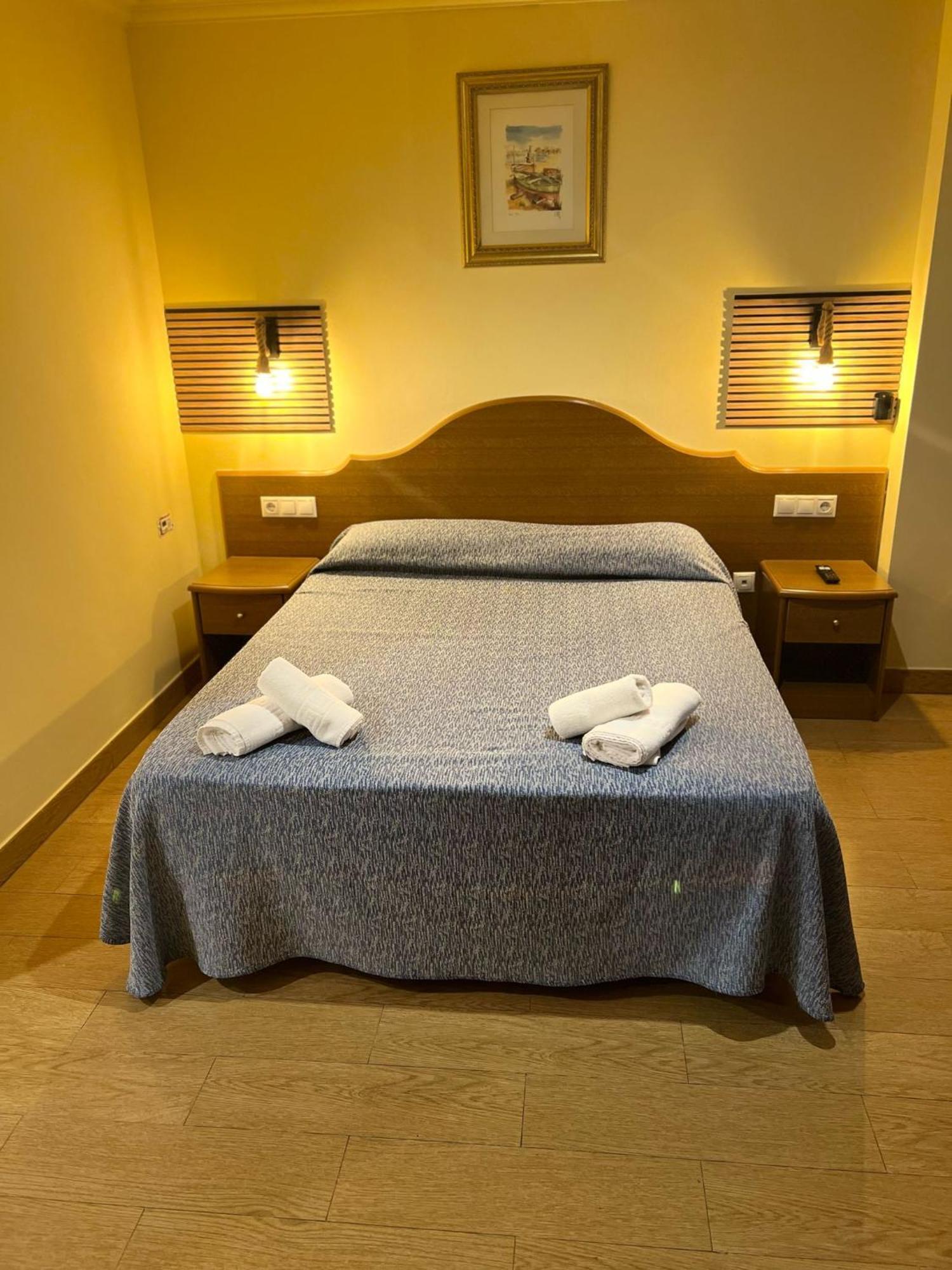Hotel Portofino By Insidehome Empuriabrava Ngoại thất bức ảnh